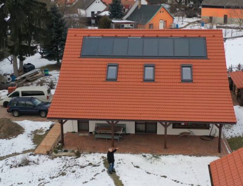 Video – Solární termický systém v&nbsp;kombinaci s&nbsp;kotlem na dřevo a&nbsp;pelety
